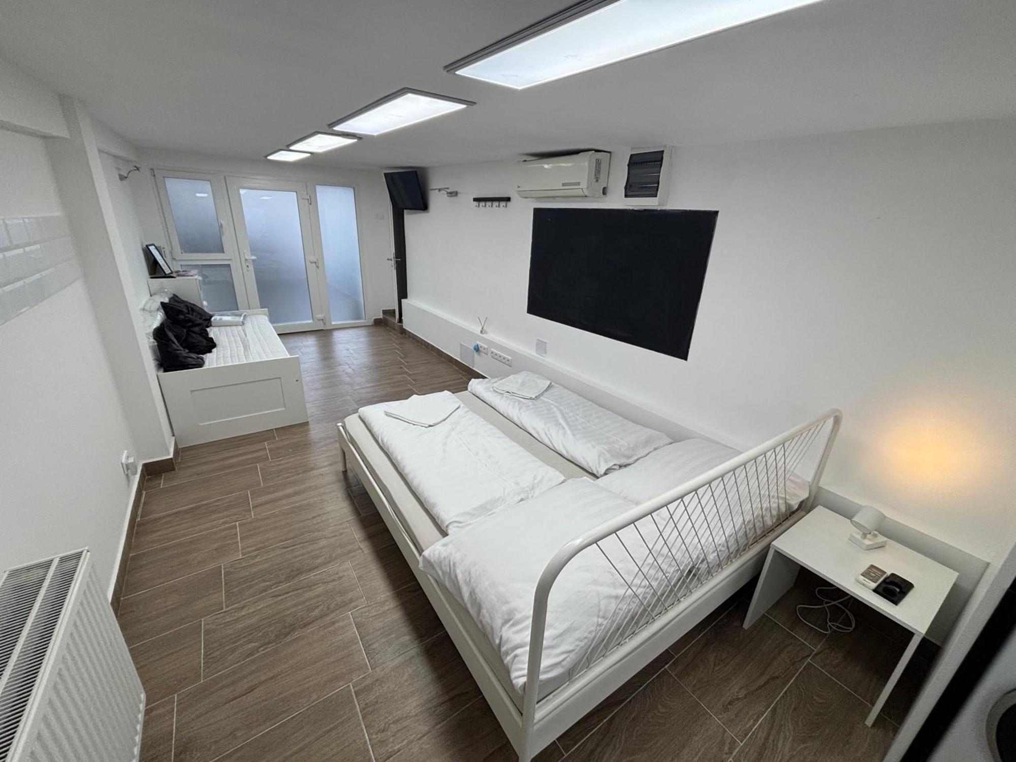 Benjamin Apartman Будапеща Стая снимка